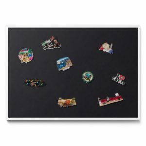Tablica magnetyczna na magnesy, kolor czarny, biała ramka, 100×70, Tulup 800649 Tablica magnetyczna na magnesy, kolor czarny, biała ramka, 100×70, Tulup 800649
