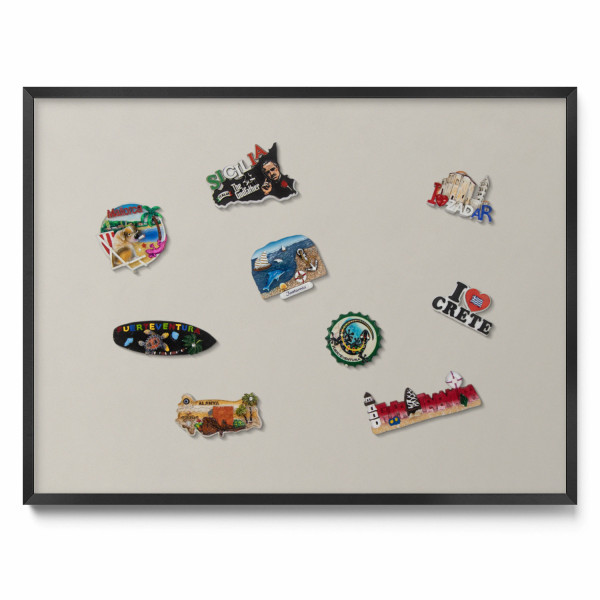 Tablica magnetyczna na magnesy, kremowy, czarna rama, 80x60, Tulup 800539