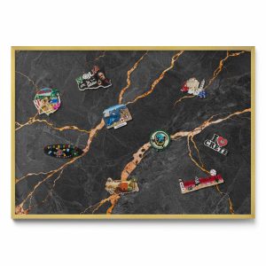 Tablica magnetyczna na ścianę, ciemny marmur, złota rama, 100×70, Tulup 800485 Tablica magnetyczna na ścianę, ciemny marmur, złota rama, 100×70, Tulup 800485