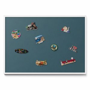 Tablica magnetyczna ozdobna, ciemny morski, biała ramka, 100×70, Tulup 800579 Tablica magnetyczna ozdobna, ciemny morski, biała ramka, 100×70, Tulup 800579