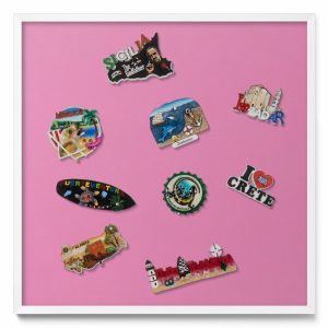 Tablica magnetyczna wisząca, kolor różowy, biała ramka, 50×50, Tulup 800541 Tablica magnetyczna wisząca, kolor różowy, biała ramka, 50×50, Tulup 800541