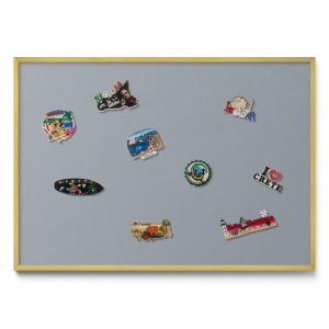 Tablica magnetyczna wisząca, szary, złota rama, 100×70, Tulup 800578 Tablica magnetyczna wisząca, szary, złota rama, 100×70, Tulup 800578